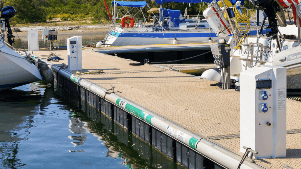 bornes intelligentes Port Adhoc Bayonne Anglet
