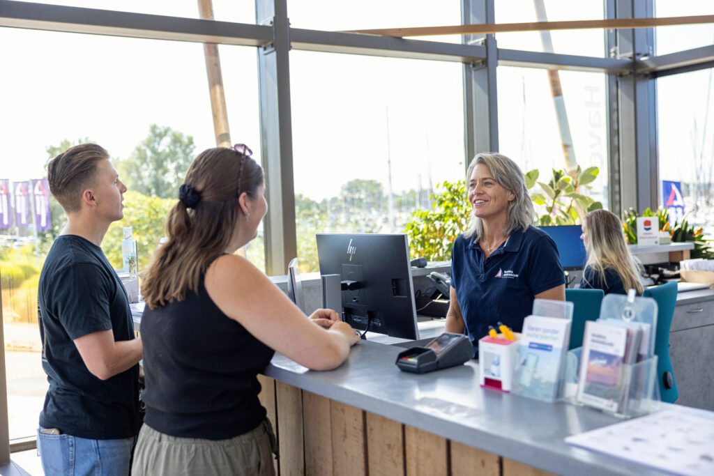 Kim Marina Muiderzand manager desk welcoming boaters
