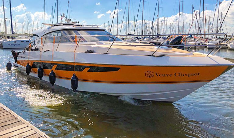 Jachtservice & Refit Flevo Marina Veuve Clicquot
