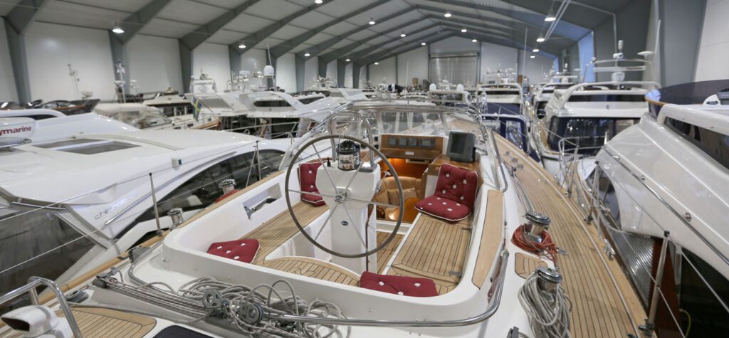 Indoor boat winter storage Flevo Marina Lelystad