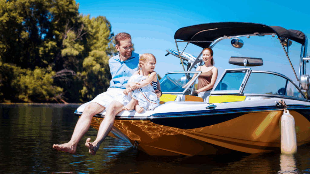 Family sailing with kids Netherlands